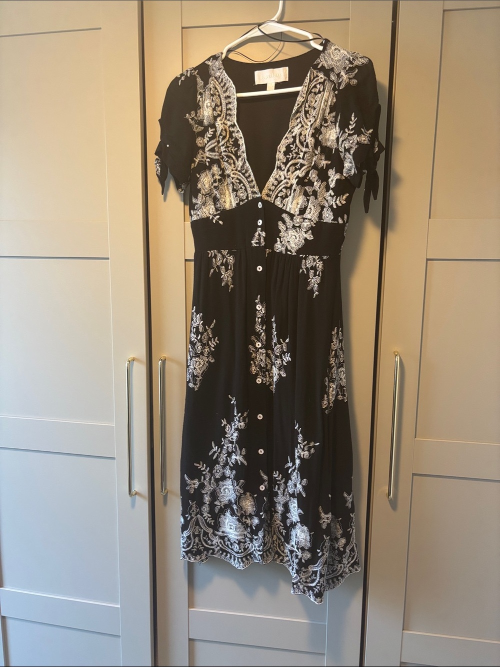 Black Floral Embroidered V-Neck Button-Front Dress